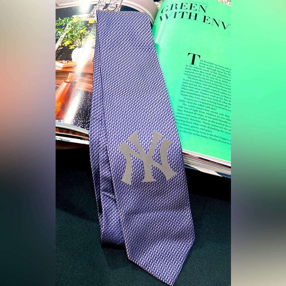 Unisex Vintage Pure Silk Mens Tie Lavender & Gray Woven Necktie By Phist